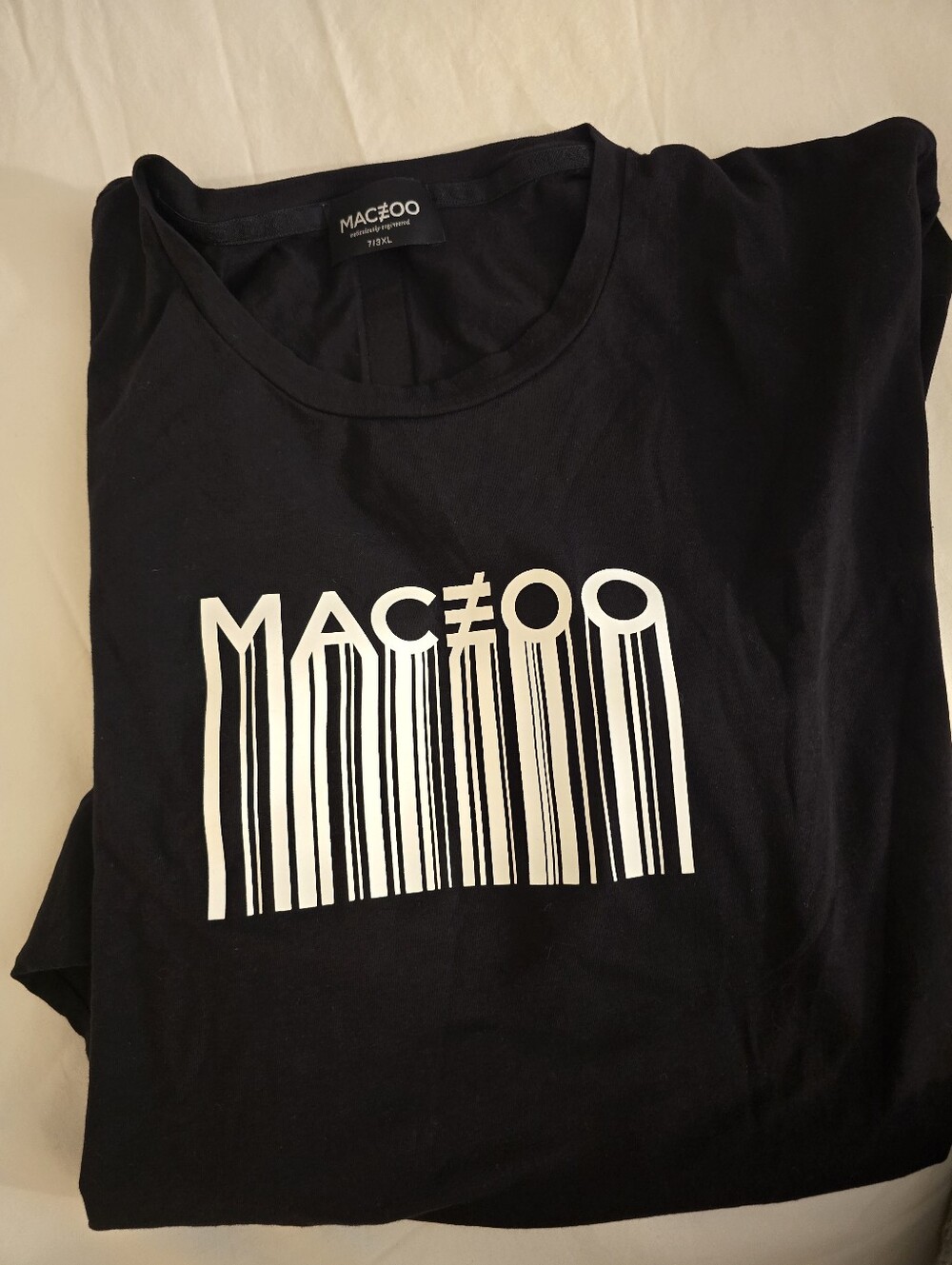 MAC&OO Black Short Sleeve Graphic Tee - Picture 3 of 3